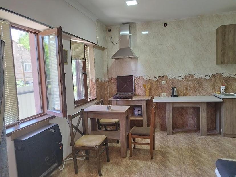 Apartment In Mtskheta, With Beautiful Nature, 100 Meter From Center Eksteriør bilde